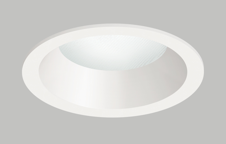 3023RT Round BeveLED 2.0 Retrofit Warm Glow Dimming Downlight USAI